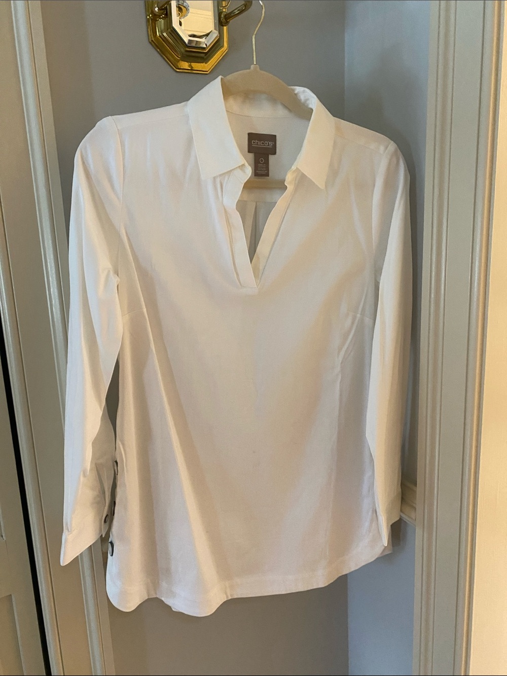 Chico's White Split-Neck Collared Blouse